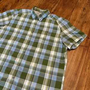 ⭐️ NWT EDDIE BUAER Pack It Seersucker Short-Sleeve Shirt